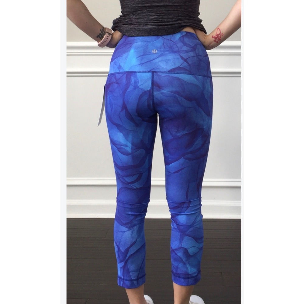 Lululemon Leggings Women 6 Blue Wunder Under High-Rise Luxtreme Abstract Print
